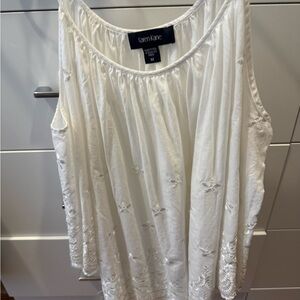 Karen Kane White cold shoulder eyelet Embroidered Blouse. like new